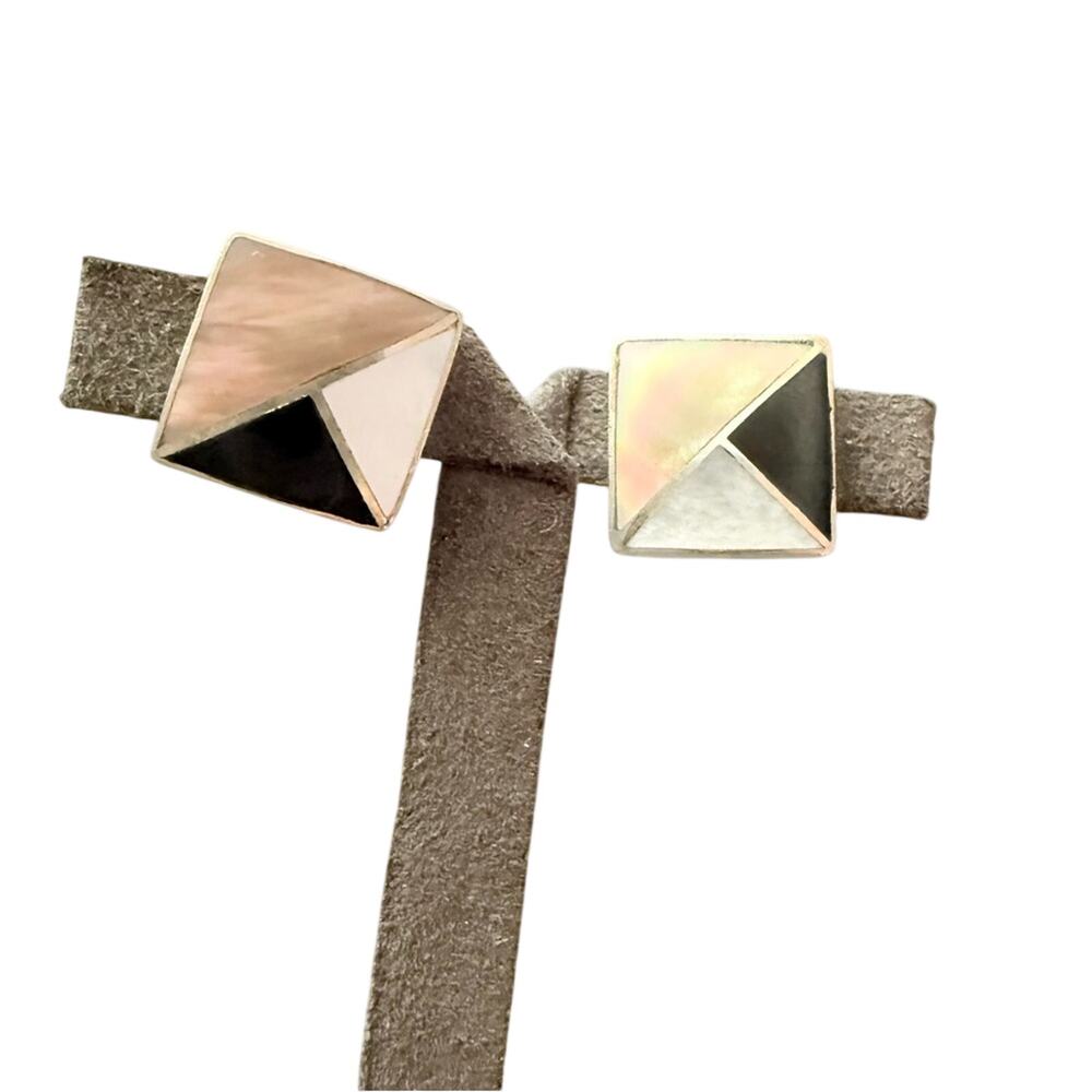 aCleoni 925 Sterling Silver Mother of Pearl Square Post Earrings